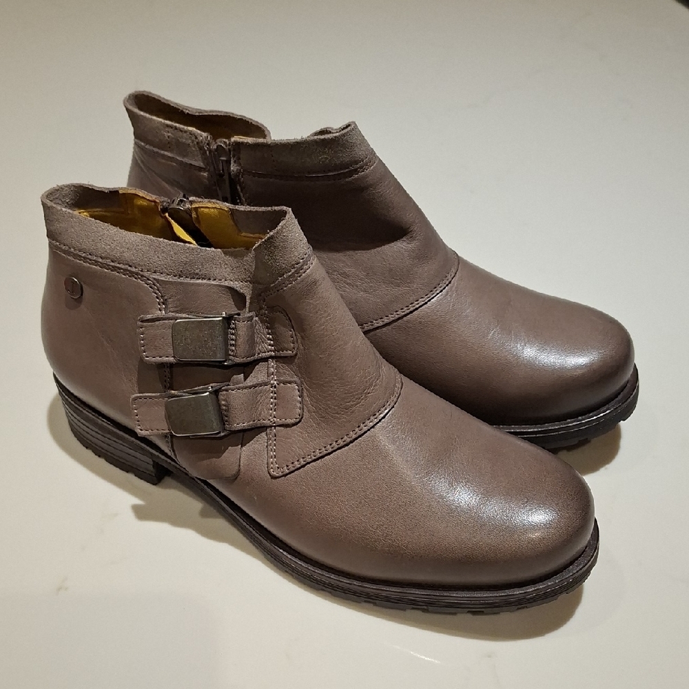 NWOT Jafa Gray Leather Moto/Desert/Steampunk Ankle Boots (EU 42/US 11)
